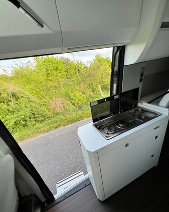 Volkswagen Crafter cena 267699 przebieg: 51919, rok produkcji 2019 z Poznań małe 704